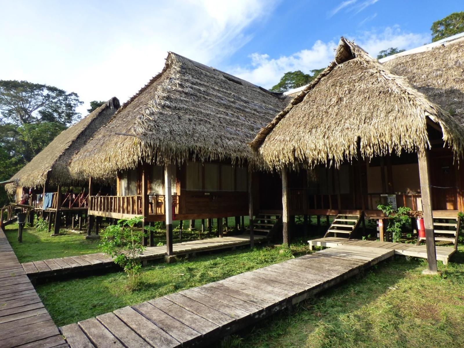 Aguas Negras River Lodge Puerto Montufar Extérieur photo